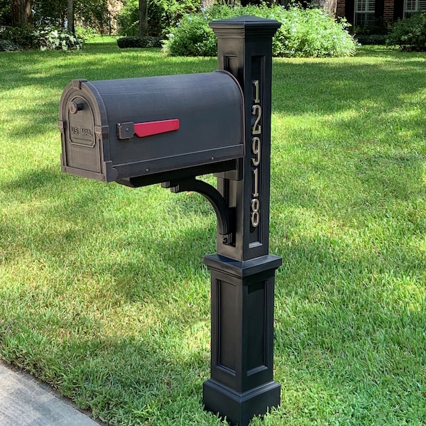 Newport Plus Mail Post - Black